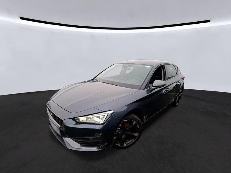 Second-hand Cupra Leon 150 CP (110 kW) 2023 Magnetic tech (metallic) Berlinǎ