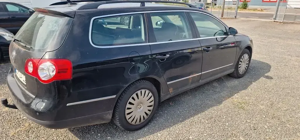 Gebraucht VW Passat Comfortline 170 PS (125 kW) 2010 Schwarz Kombi