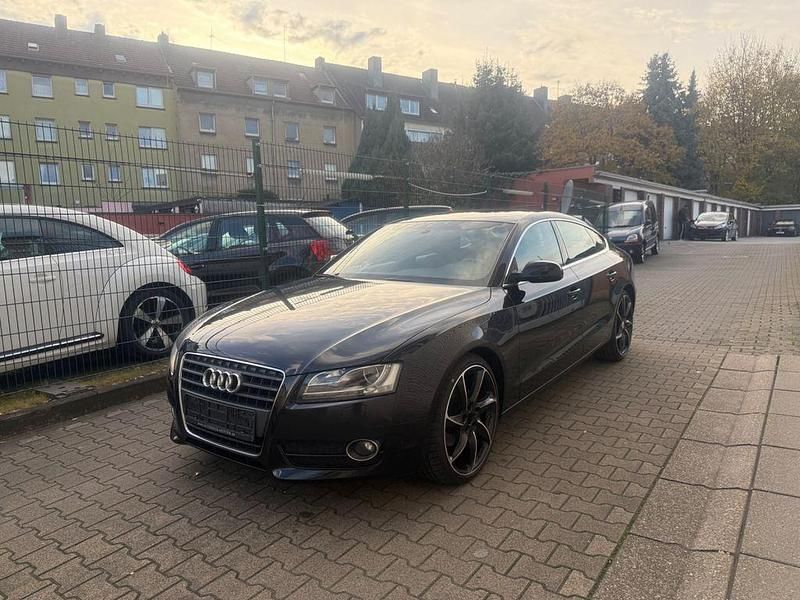 Schwarz Gebraucht 2011 Audi A5 Sportback Comfort Kleinwagen | 8.999 € (Fairer Preis) - Bild 1/4