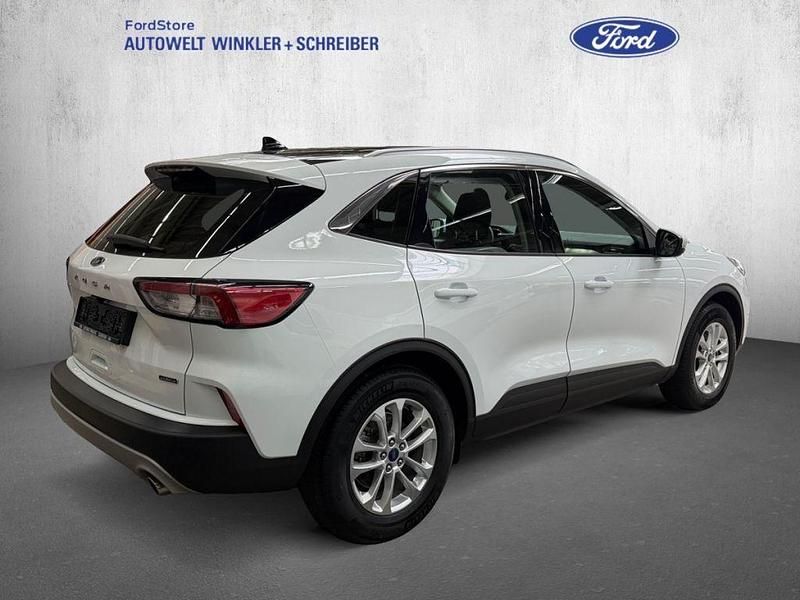 Gebraucht Ford Kuga Titanium 224 PS (164 kW) 2021 Weiß SUV
