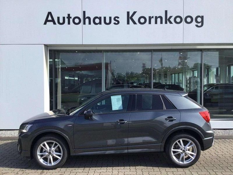 Neu Audi Q2 S-Line 150 PS (110 kW) 2025 Daytonagrau SUV