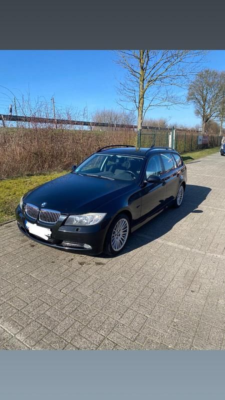 Gebraucht BMW 318 143 PS (105 kW) 2008 Schwarz Kombi