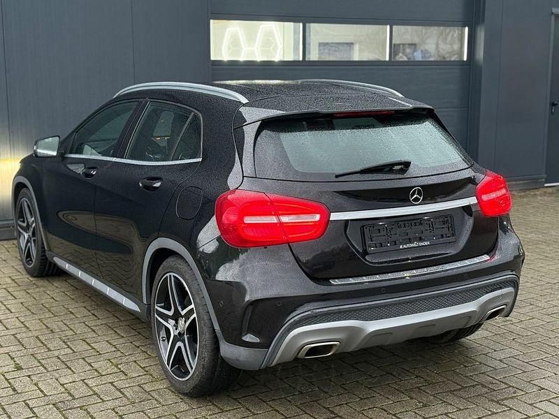 Gebraucht Mercedes GLA200 AMG line 156 PS (114 kW) 2015 Schwarz SUV