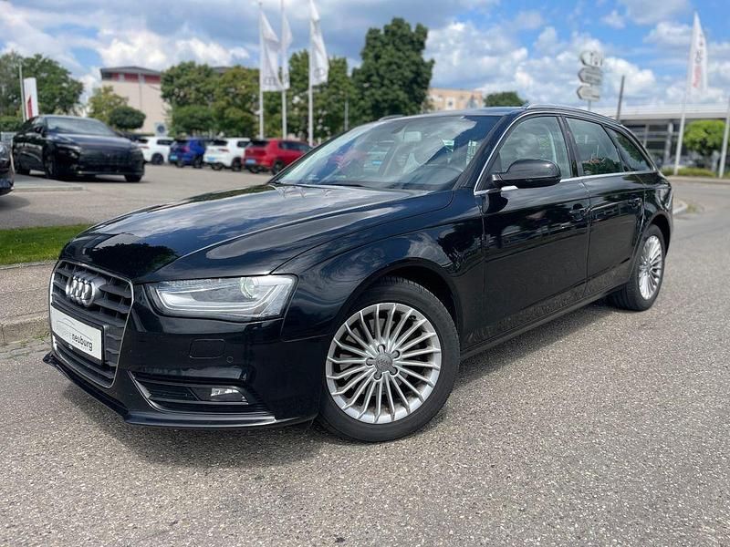 Schwarz Gebraucht 2015 Audi A4 Attraction Kombi | 9.000 € (Fairer Preis) - Bild 1/4