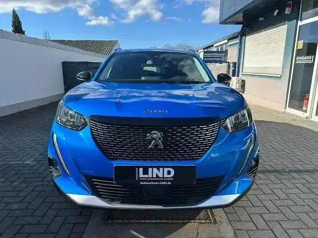 Gebraucht Peugeot 2008 Allure 131 PS (96 kW) 2022 Blau SUV