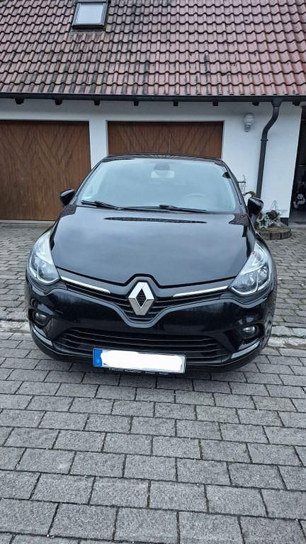 Gebraucht Renault Clio IV LIMITED 73 PS (53 kW) 2016 Schwarz Limousine