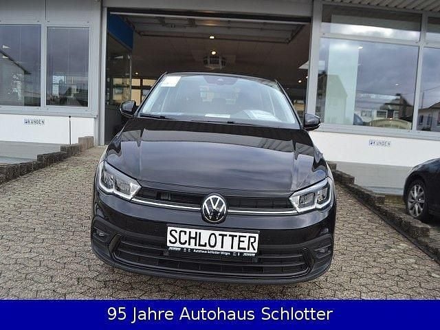Gebraucht VW Polo Life 95 PS (69 kW) 2023 Schwarz Limousine