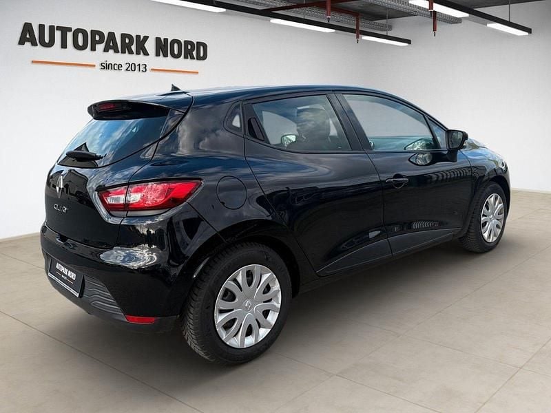 Gebraucht Renault Clio IV Expression 73 PS (53 kW) 2015 Schwarz Kleinwagen