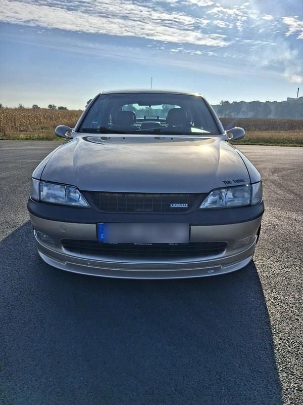 Gebraucht Opel Vectra 170 PS (125 kW) 1998 Gold Limousine