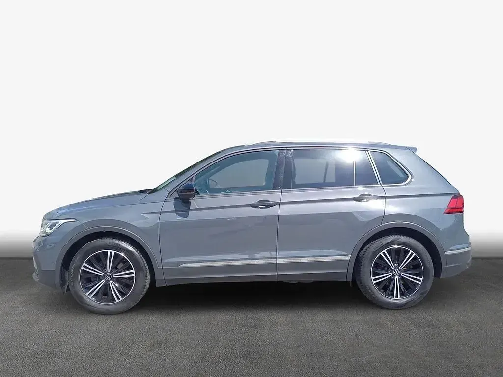 Gebraucht VW Tiguan Active 150 PS (110 kW) 2021 Grau SUV