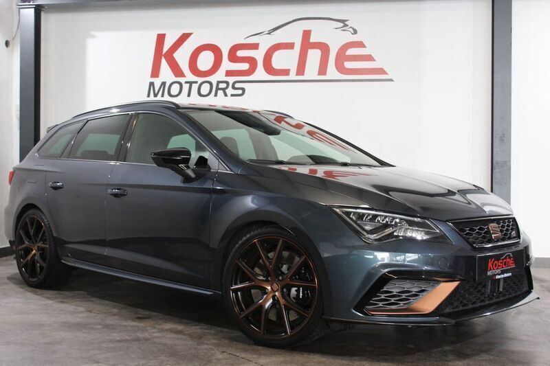 Grau Gebraucht 2020 Cupra Leon Limousine | 29.980 € (Teuer) - Bild 1/4