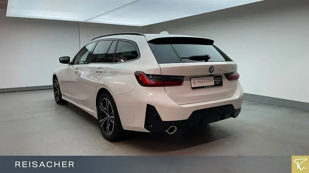 Gebraucht BMW 330 M Sport 252 PS (185 kW) 2025 Weiß Limousine