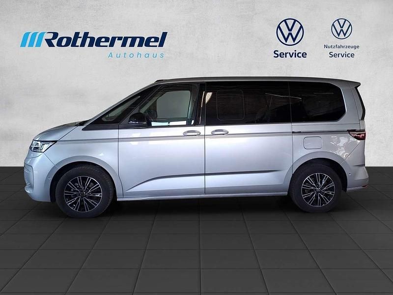 Gebraucht VW Multivan Life 150 PS (110 kW) 2023 Reflexsilber Van