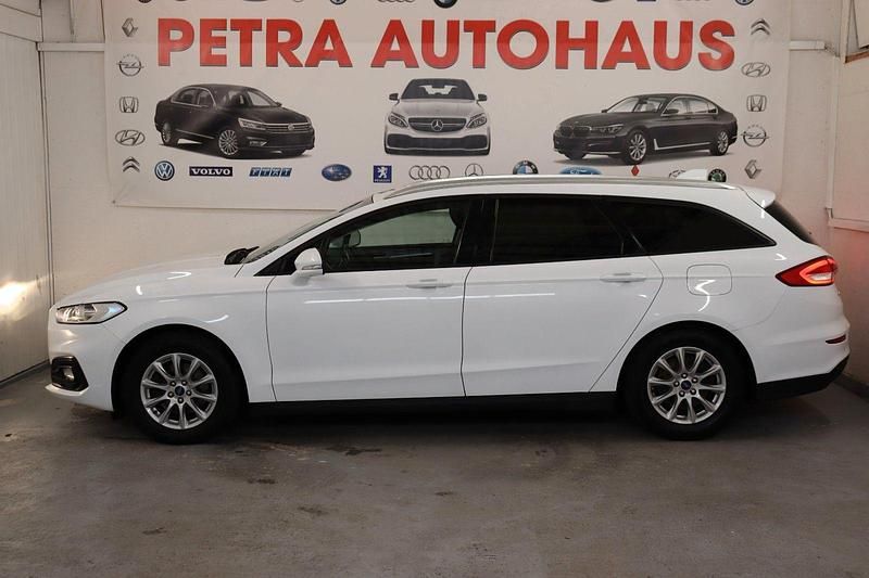 Gebraucht Ford Mondeo Titanium 150 PS (110 kW) 2020 Weiß Limousine