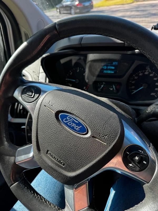 Usata Ford Transit 101 CV (74 kW) 2014 Argento Monovolume