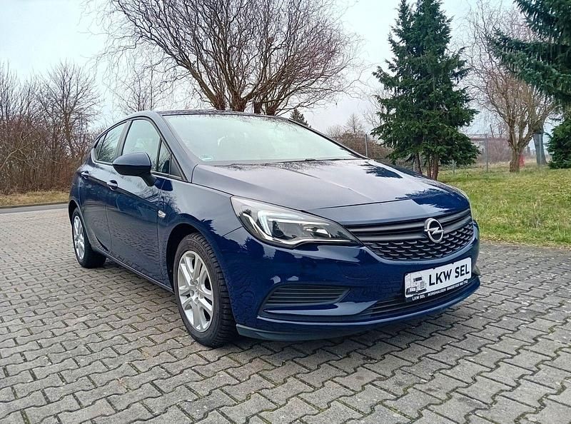 Gebraucht Opel Astra Selection 110 PS (80 kW) 2016 Blau Limousine