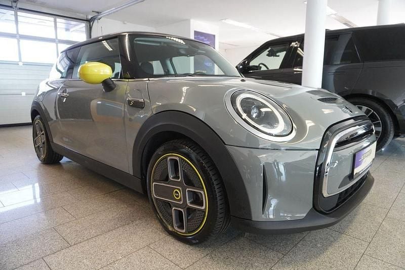 Gebraucht Mini Cooper SE Sport 135 kW (184 PS) 2021 Grau Kleinwagen