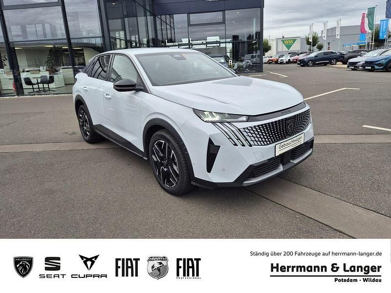 Weiss / okenite weiß metallic (metallic) Gebraucht 2024 Peugeot 3008 Allure SUV | 26.999 € (Fairer Preis) - Bild 1/4
