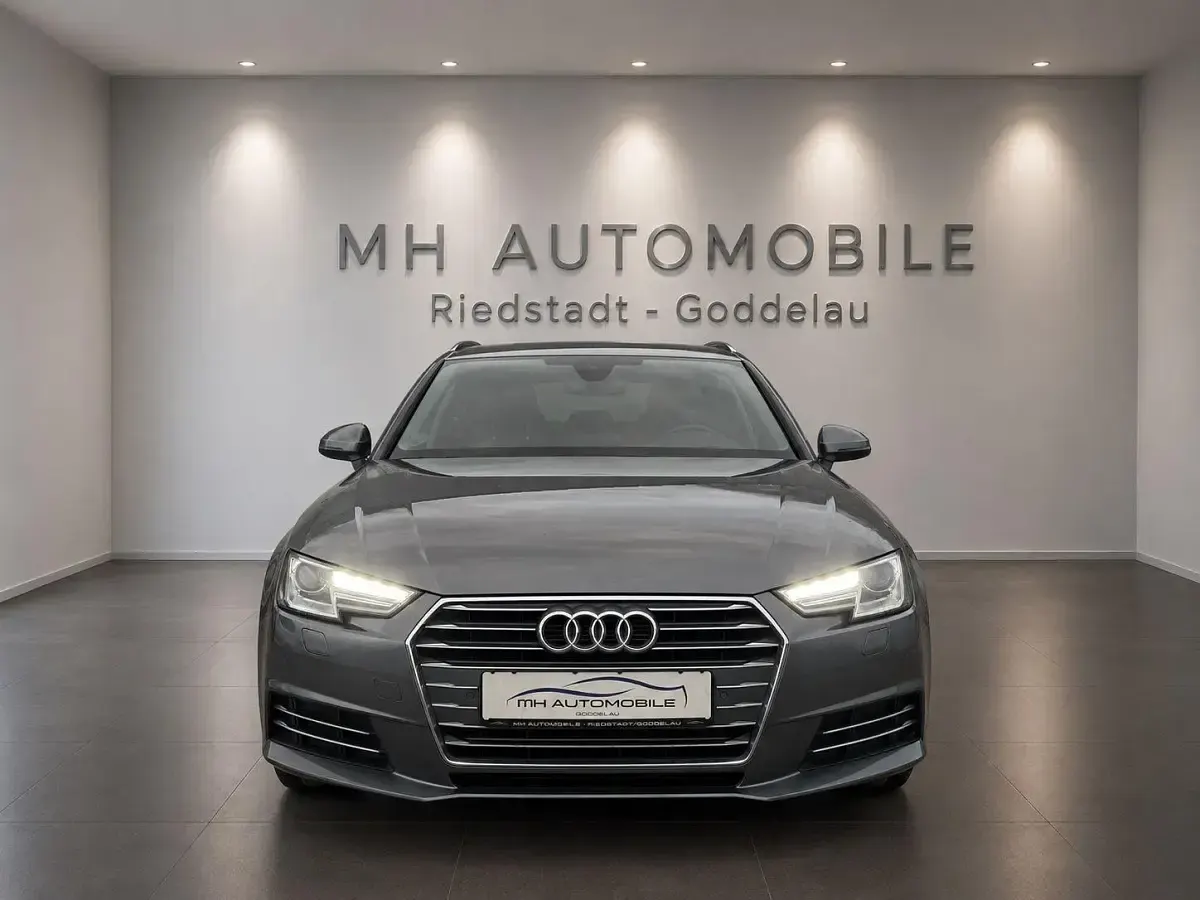 Gebraucht Audi A4 S-Line 150 PS (110 kW) 2018 Grau Limousine