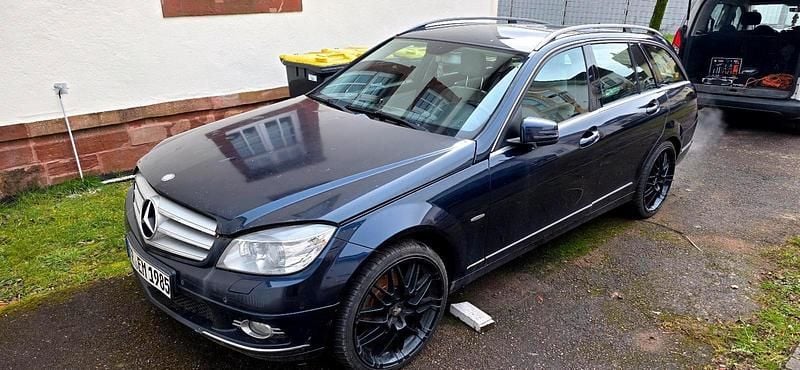 Gebraucht Mercedes C200 136 PS (100 kW) 2008 Blau Kombi
