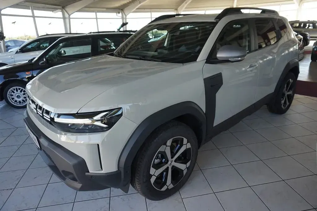 Neu Dacia Duster Journey 155 PS (114 kW) 2026 Grau SUV