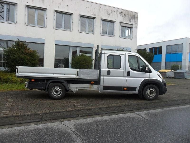Gebraucht Fiat Ducato 160 PS (117 kW) 2021 Silber Van