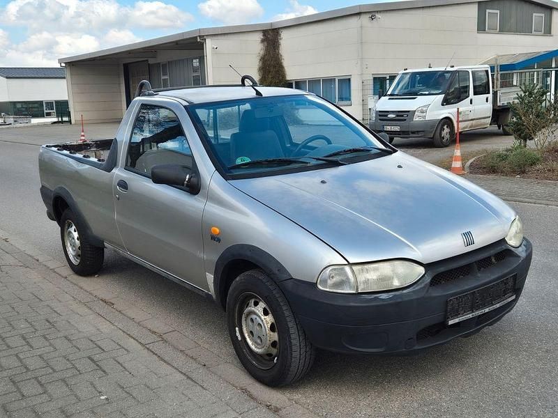 Gebraucht Fiat Strada 69 PS (50 kW) 2000 Pickup