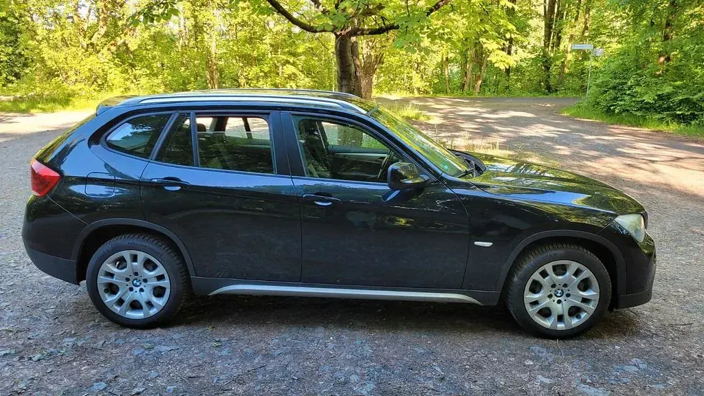 Gebraucht BMW X1 Efficient Dynamics 163 PS (119 kW) 2011 Schwarz SUV