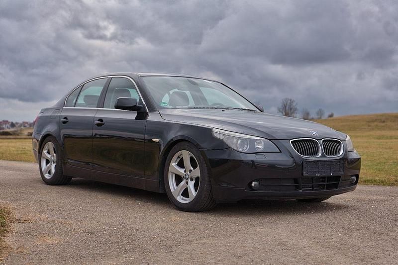 Gebraucht BMW 523 177 PS (130 kW) 2007 Schwarz Limousine
