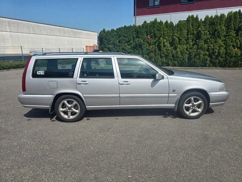 Gebraucht Volvo V70 193 PS (141 kW) 1998 Silber Kombi
