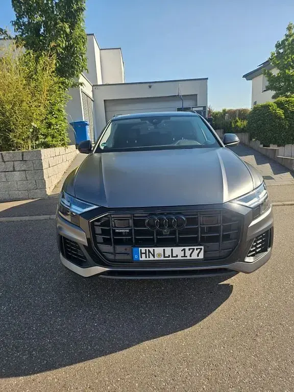 Gebraucht Audi Q8 340 PS (250 kW) 2023 Silber SUV