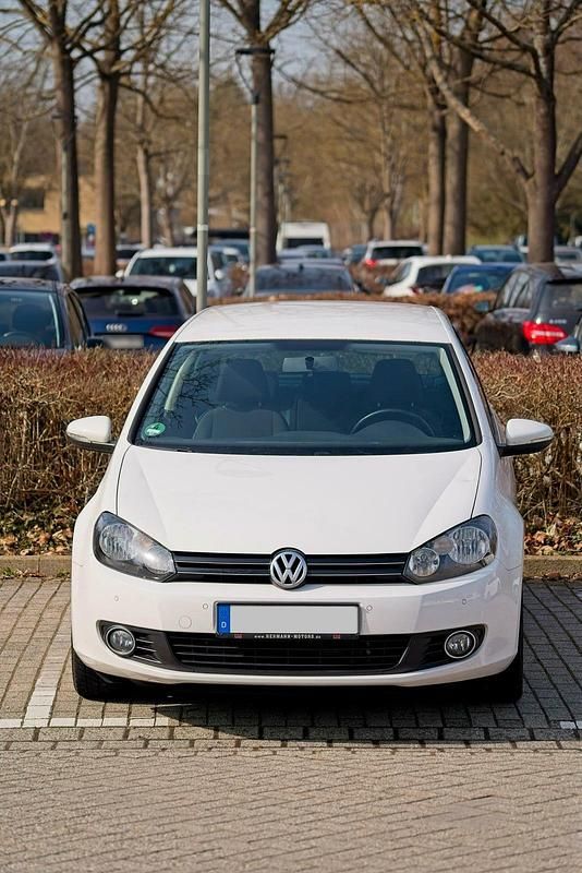 Gebraucht VW Golf V 122 PS (89 kW) 2009 Weiß Kombi
