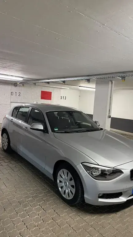 Gebraucht BMW 116 136 PS (100 kW) 2013 Grau Kleinwagen