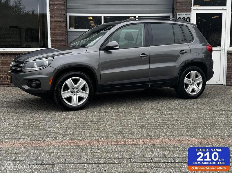Grau Gebraucht 2016 VW Tiguan SUV | 12.950 € (Superpreis) - Bild 1/4