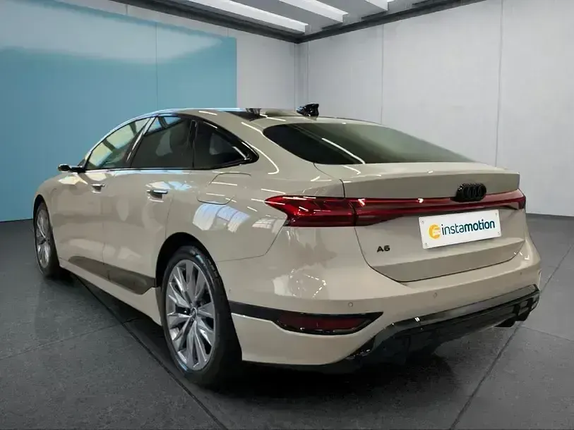 Używany Audi A6 e-tron 2025 Beżowy Sedan/Limuzyna