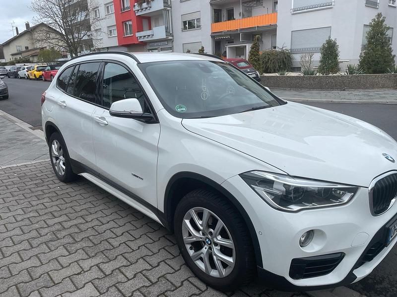 Gebraucht BMW X1 150 PS (110 kW) 2017 Weiß SUV