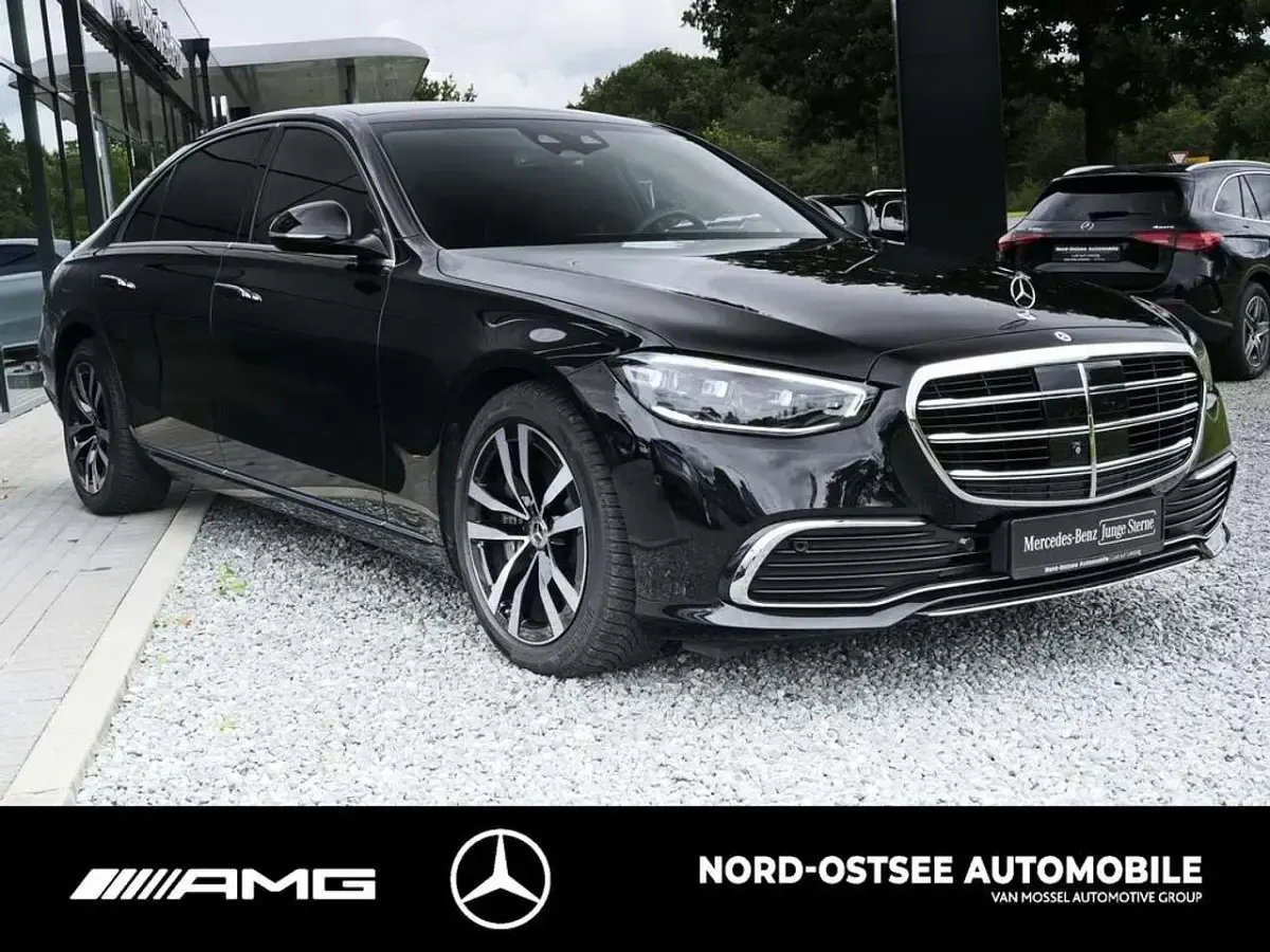 Gebraucht Mercedes S350 313 PS (230 kW) 2025 Metalliclack obsidianschwarz Limousine