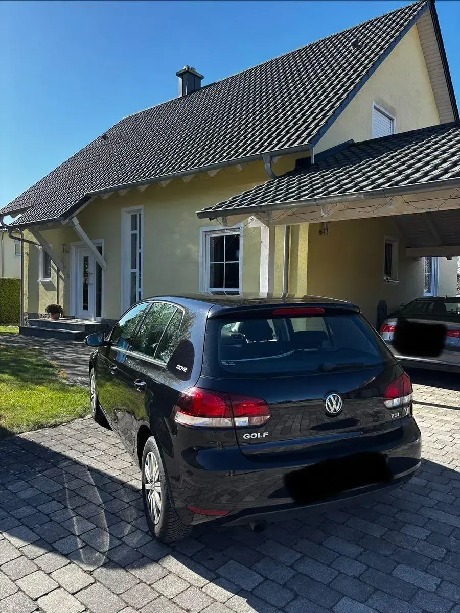 Gebraucht VW Golf VII Move 105 PS (77 kW) 2012 Schwarz Limousine