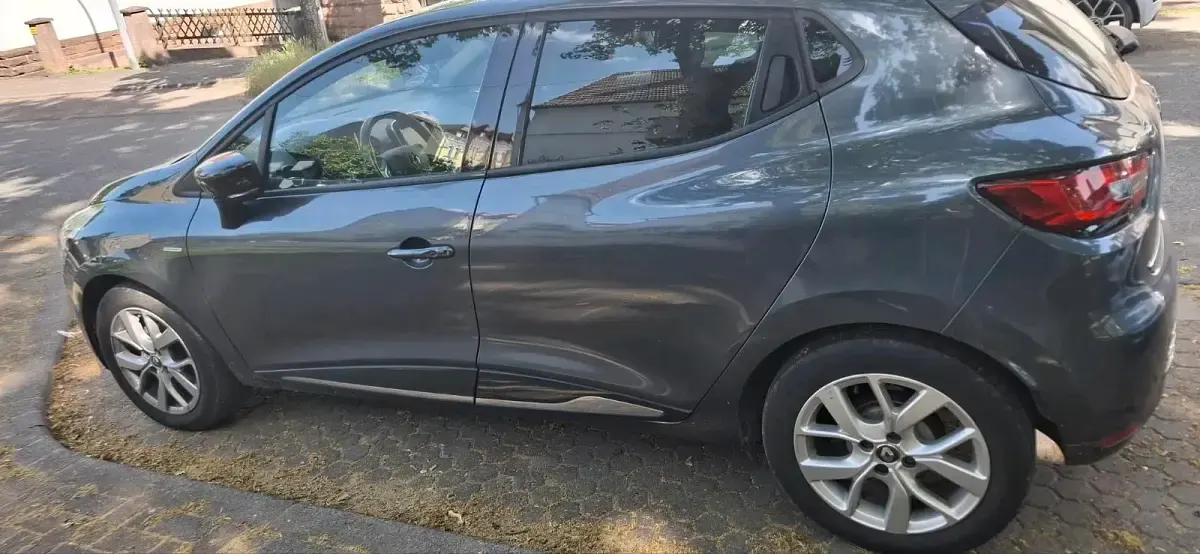Gebraucht Renault Clio 2018 Blau Kombi