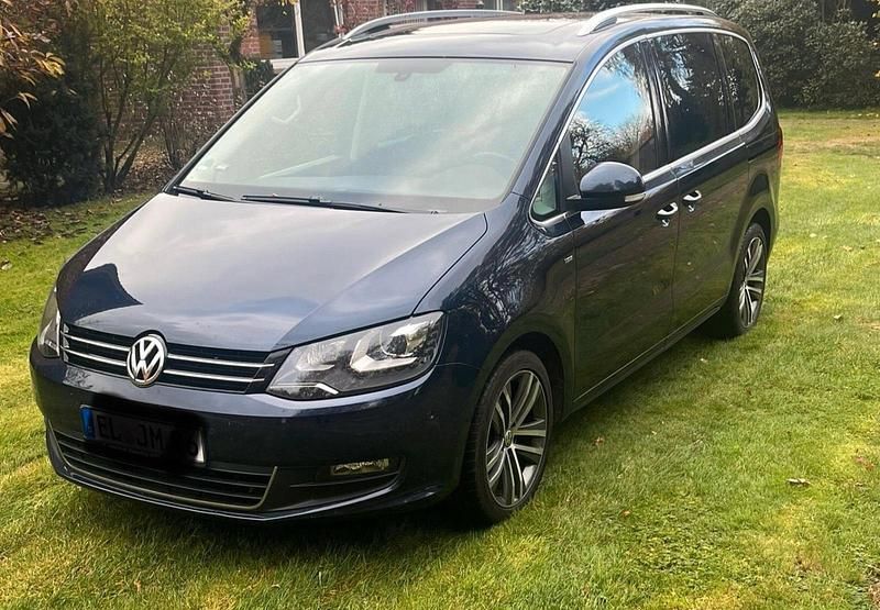 Gebraucht VW Sharan 170 PS (125 kW) 2014 Blau Van / Kleinbus