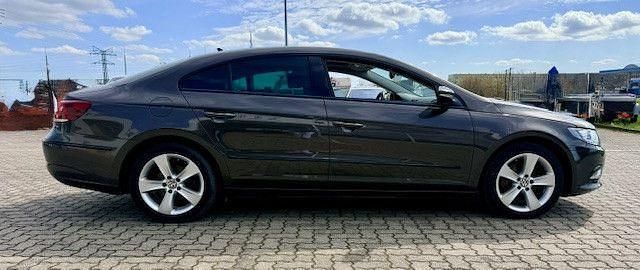 Second-hand VW CC Basis 140 CP (102 kW) 2012 Negru Berlinǎ