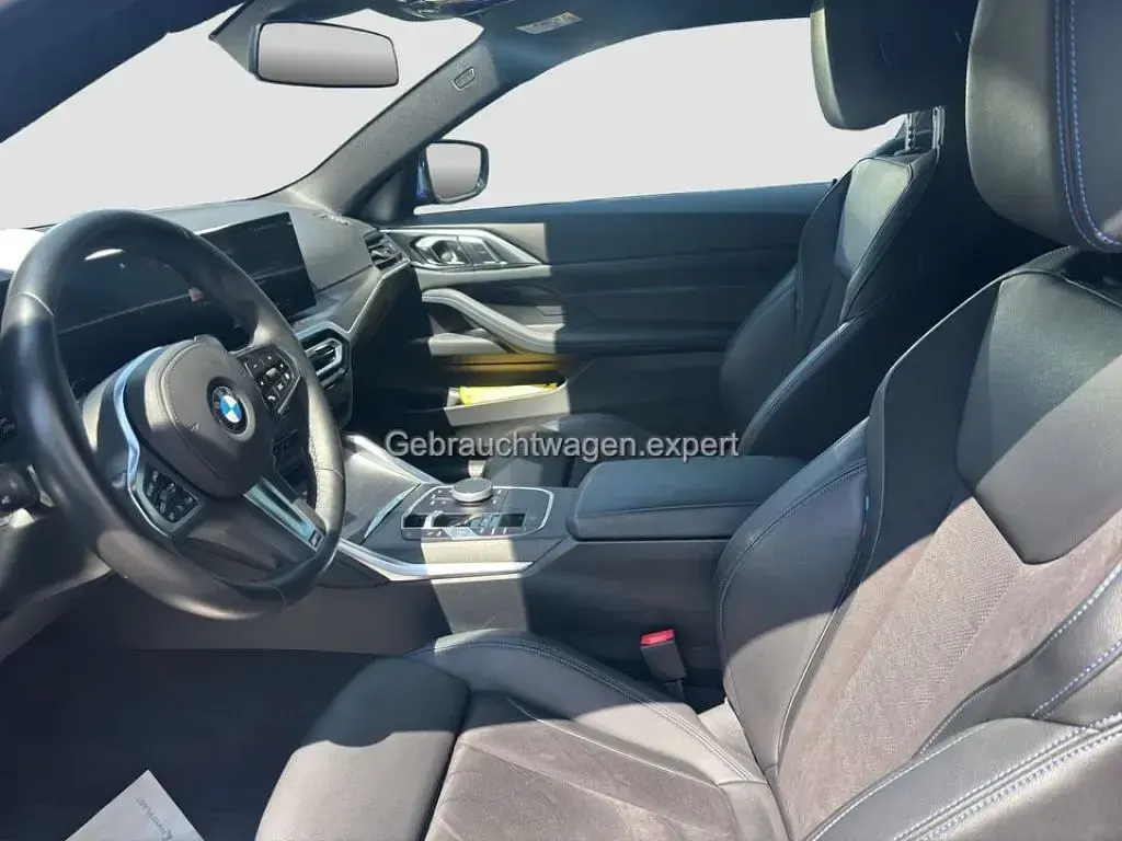 Gebraucht BMW 420 Coupé Shadowline 184 PS (135 kW) 2023 Portimao blau (metallic) Coupé