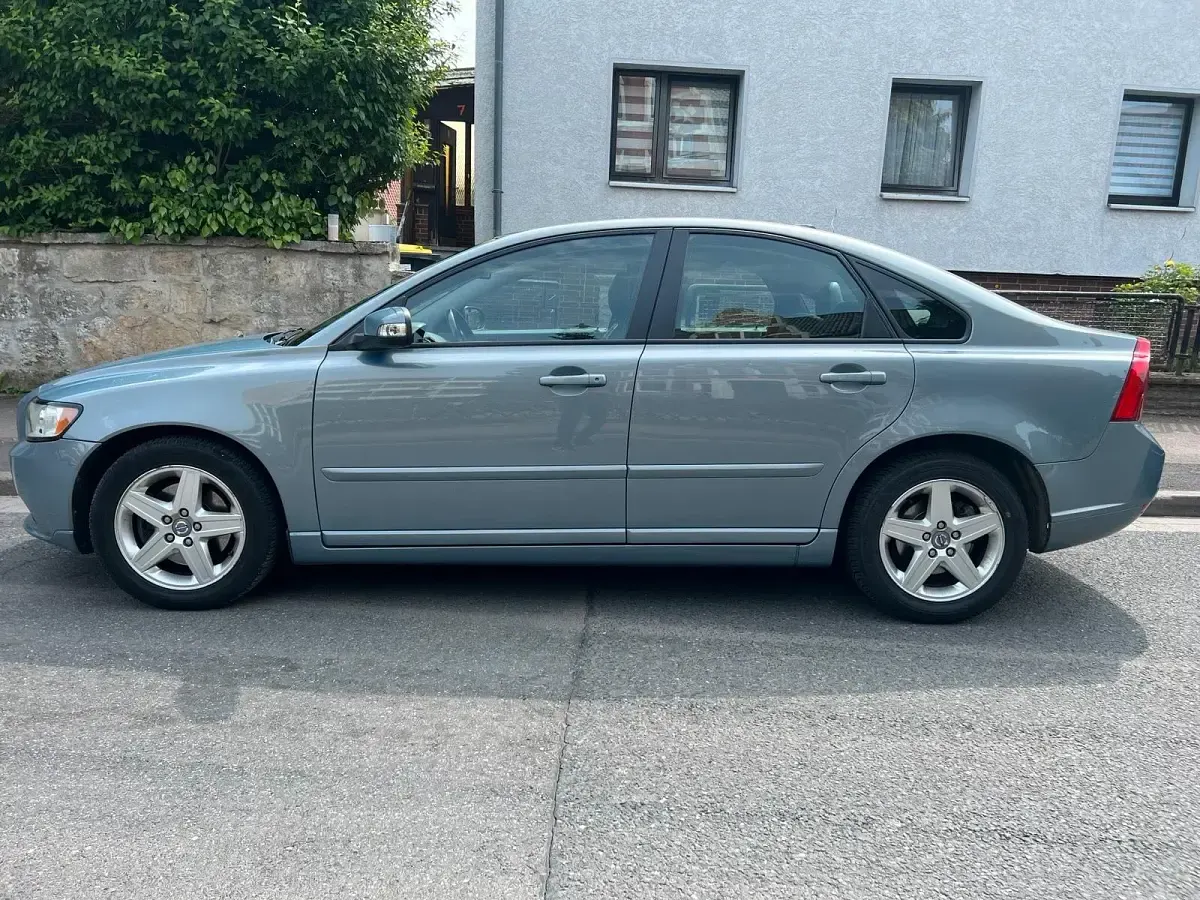 Gebraucht Volvo S40 150 PS (110 kW) 2009 Blau Limousine
