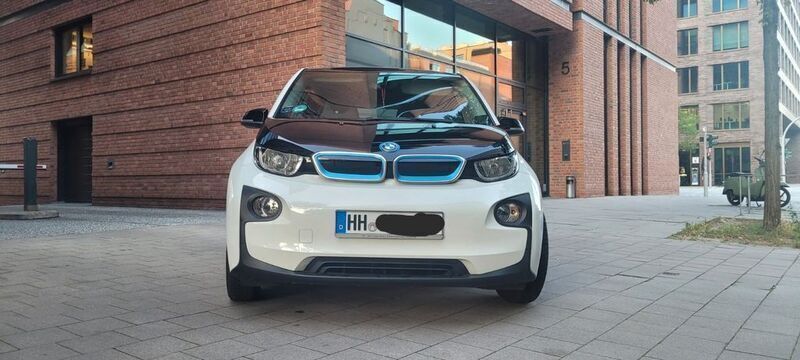 Weiß Gebraucht 2016 BMW i3 Sport Line Kleinwagen | 11.199 € (Guter Preis) - Bild 1/4