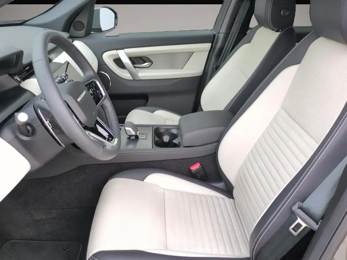 Gebraucht Land Rover Discovery Sport SE Dynamic 250 PS (183 kW) 2024 Manufacturer SUV
