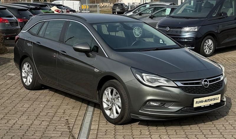 Gebraucht Opel Astra Business 110 PS (80 kW) 2019 You drive me crazy Kombi