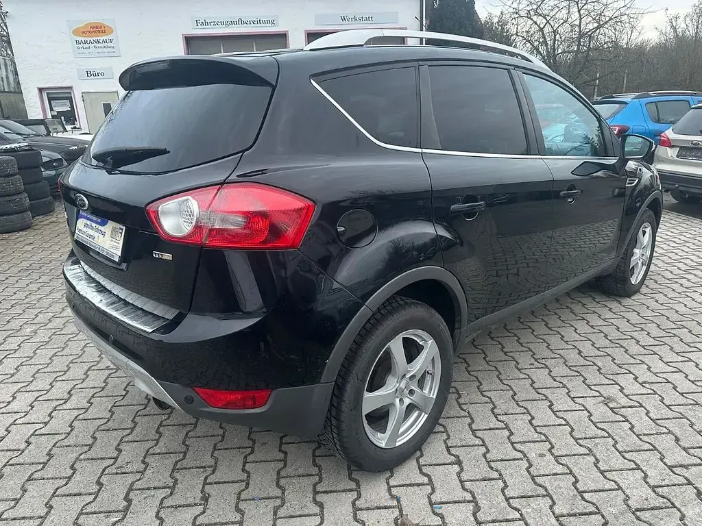 Gebraucht Ford Kuga Titanium 136 PS (100 kW) 2009 Schwarz SUV