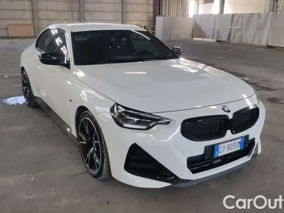 Gebraucht BMW M240i 374 PS (275 kW) 2024 Weiß Coupé