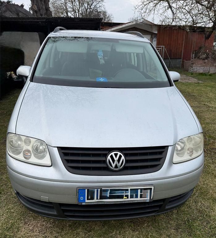 Gebraucht VW Touran 116 PS (85 kW) 2004 Silber Van / Kleinbus