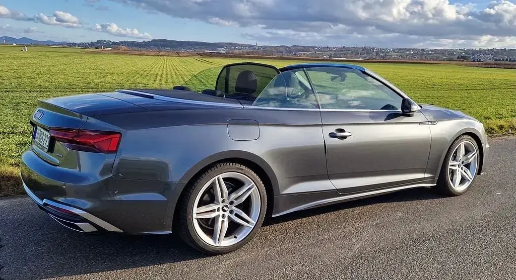Gebraucht Audi A5 Cabriolet S-Line 204 PS (150 kW) 2021 Grau Cabrio
